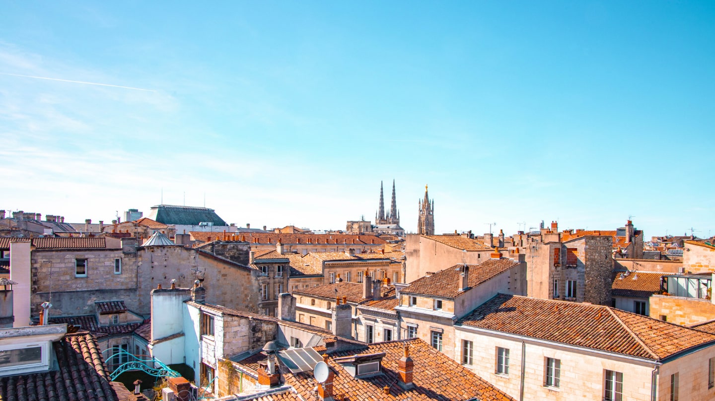 Une vue aérienne de Bordeaux.