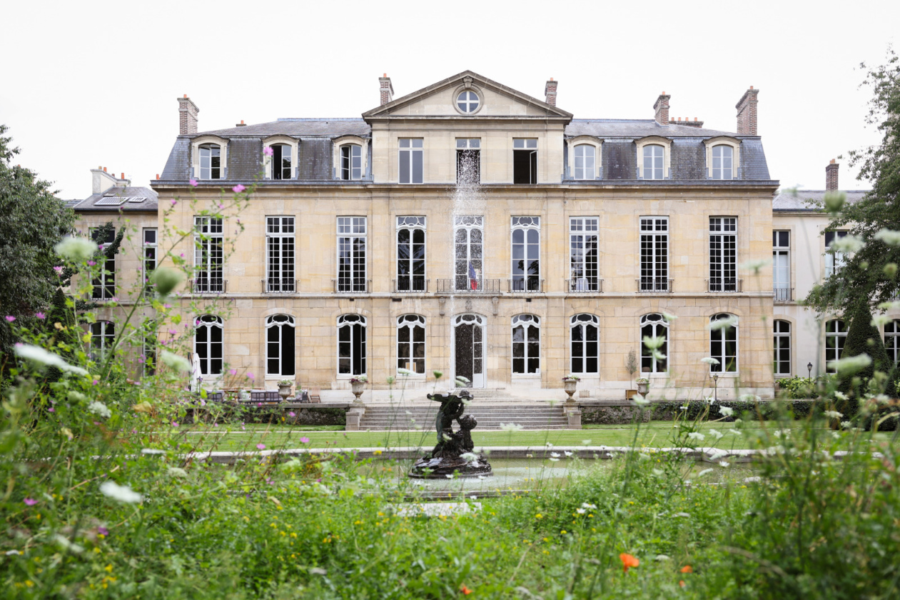 Vue de
la façade sur jardin&nbsp;