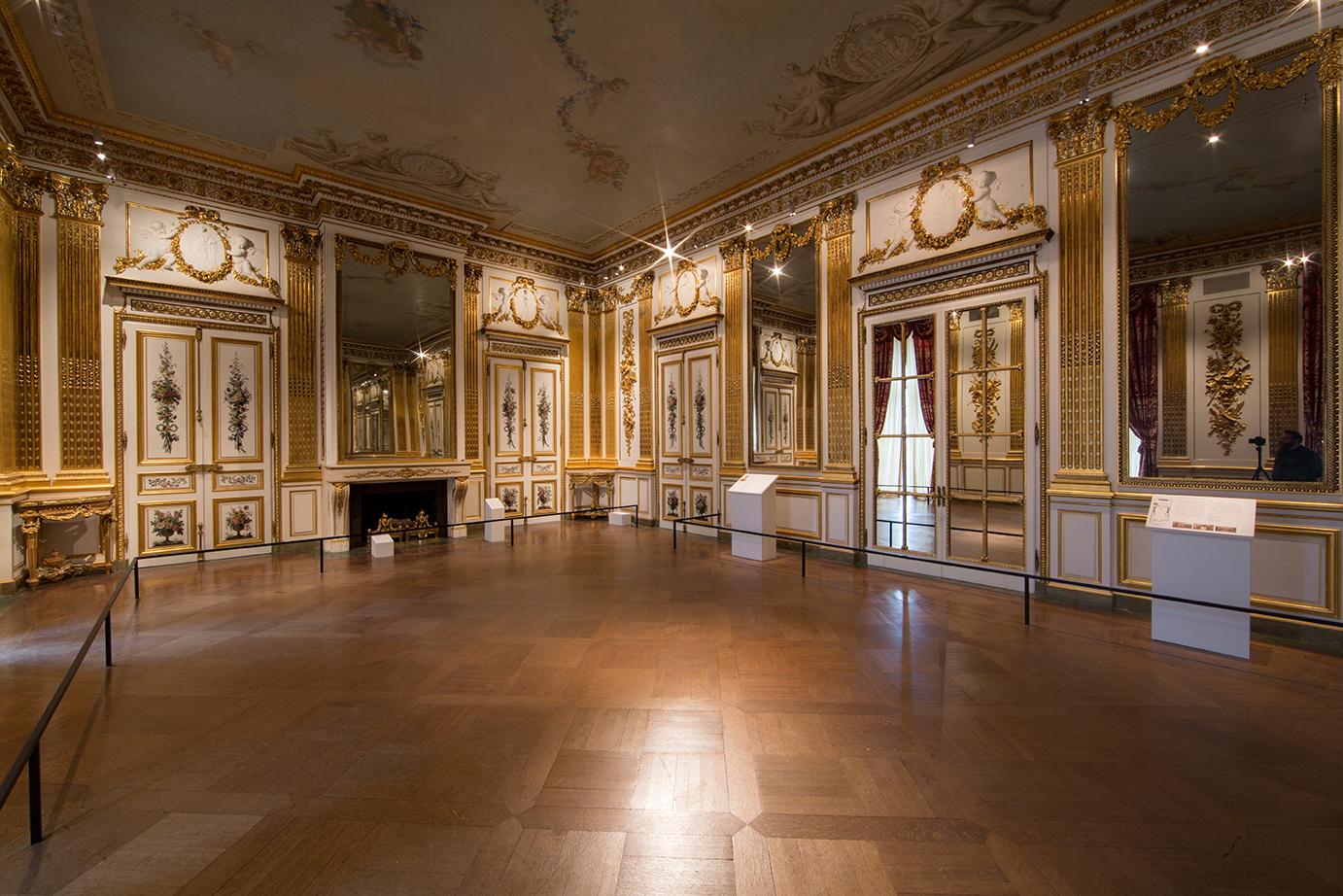 Boiseries originales
du salon doré remonté à la Corcoran Gallery à Washington (Etats-Unis).