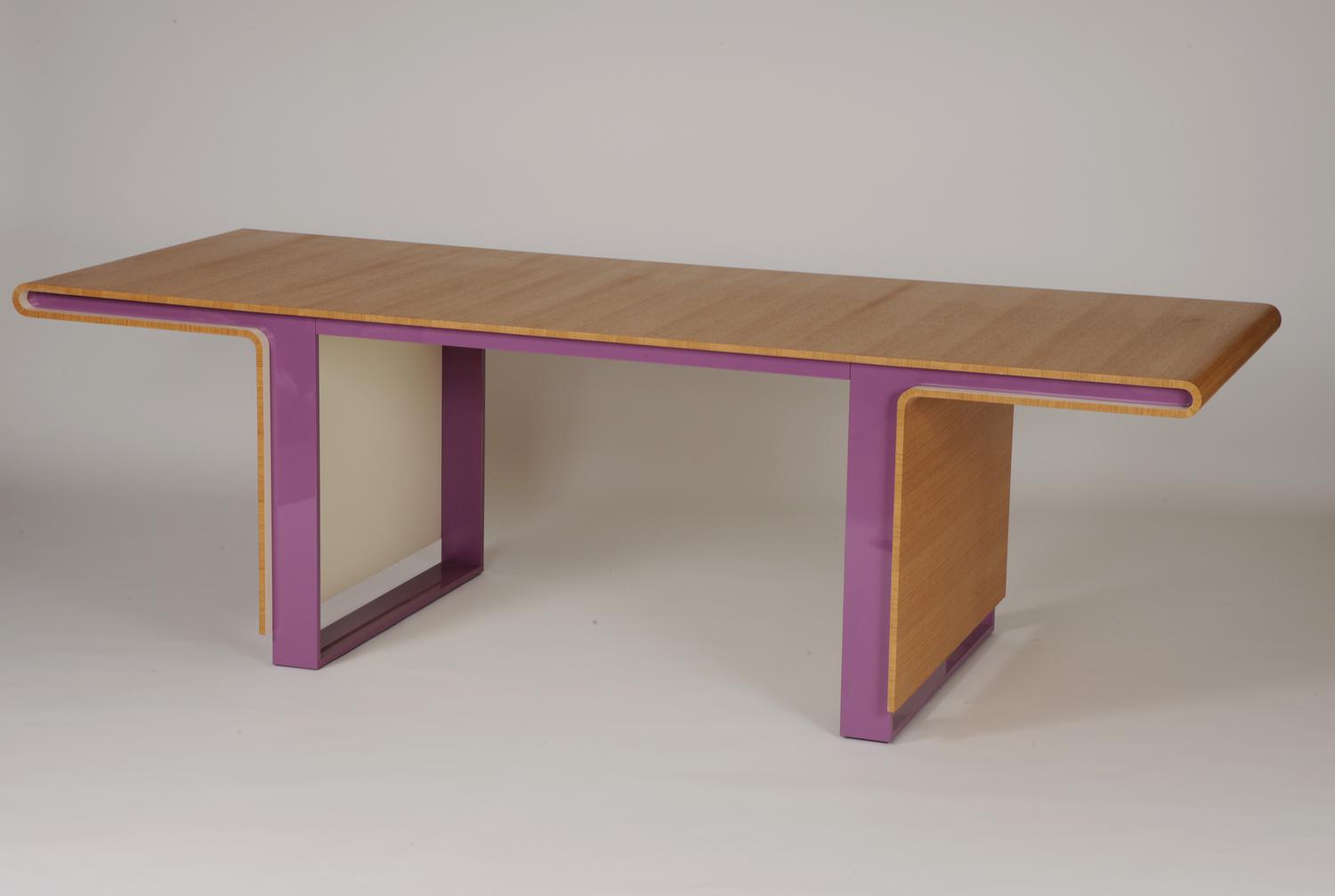 Bureau par
Eric Jourdan, années 2000. Collection du Mobilier national