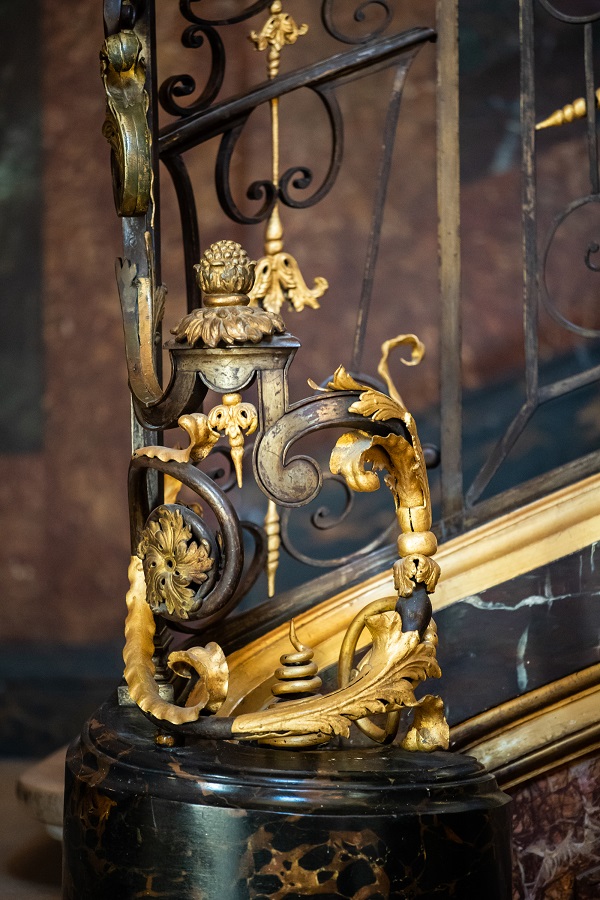 Détail
de la rampe en fer forgé de l’escalier d’honneur.