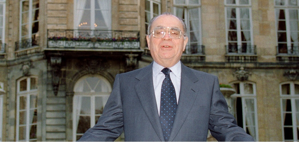 Portrait de Pierre Bérégovoy à Matignon