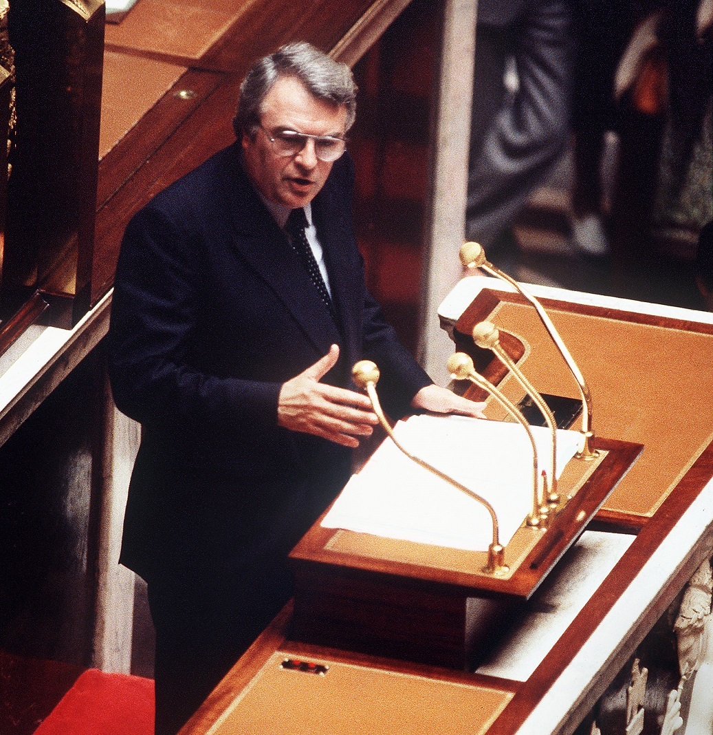 Pierre Mauroy à l'Assemblée nationale