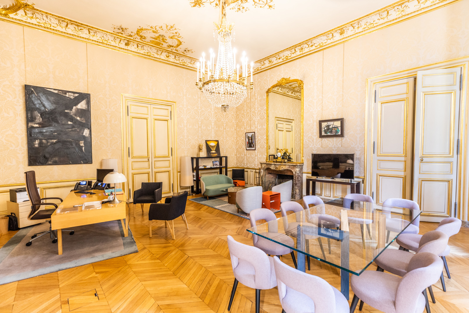 Vue générale du bureau du directeur de cabinet - Source : service photos de Matignon