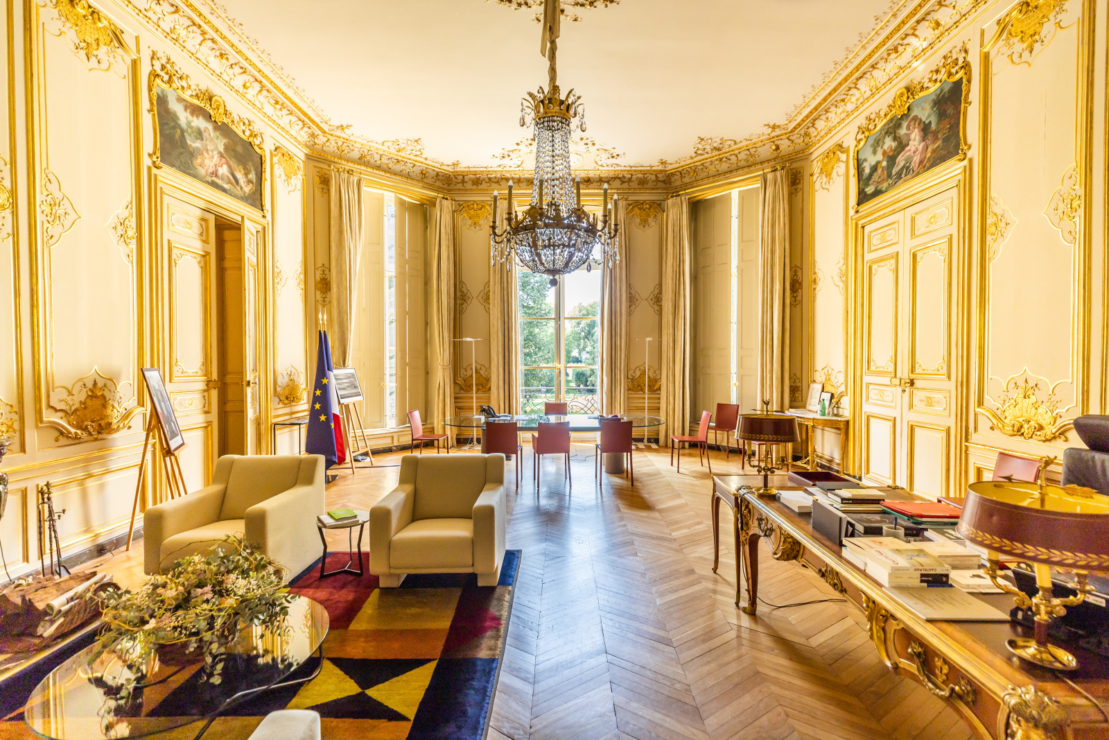Vue générale du bureau du Premier ministre.