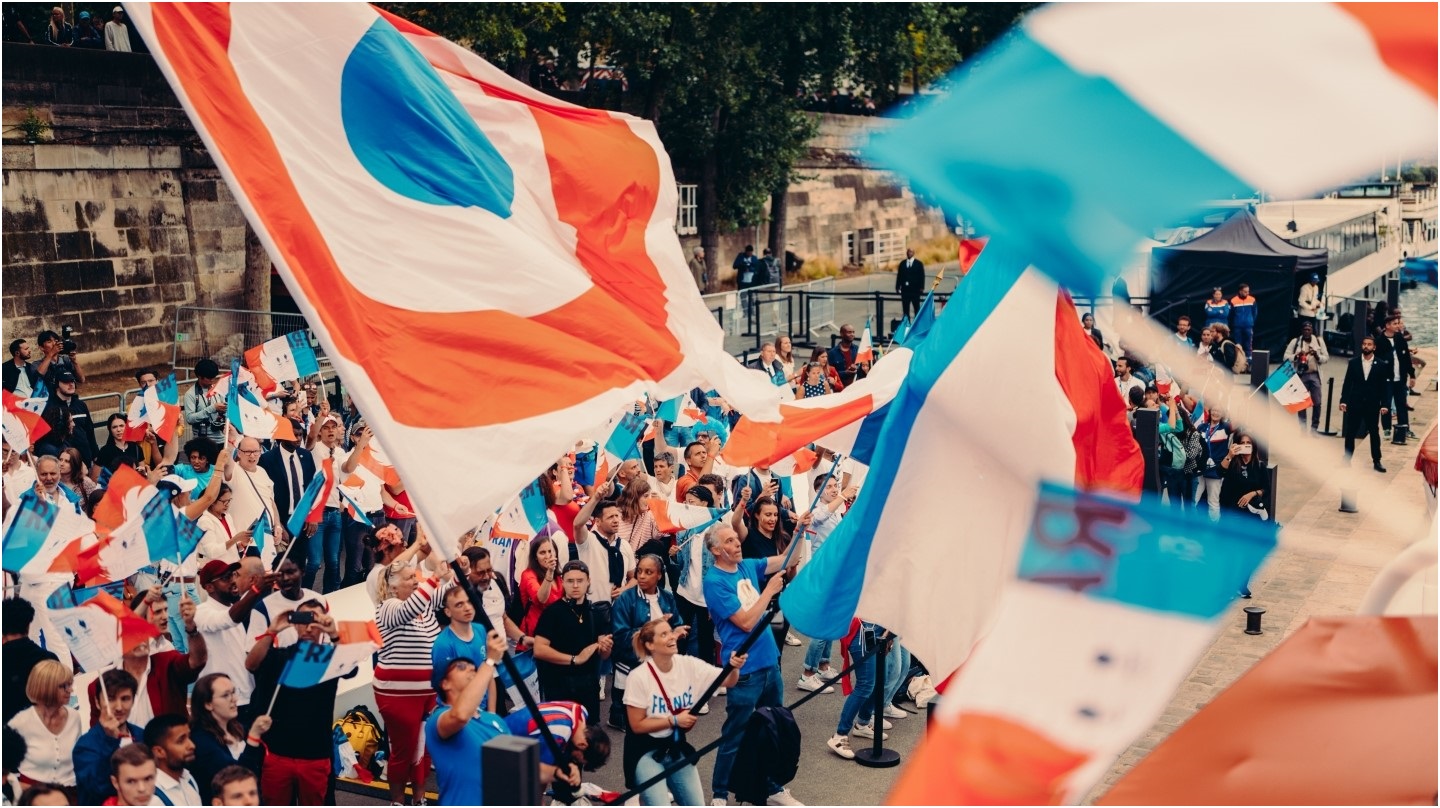 People with French flags
